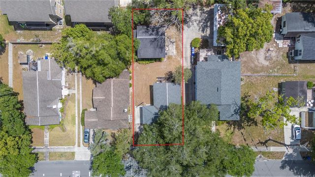 301 E PARK STREET, Lakeland, FL 33803