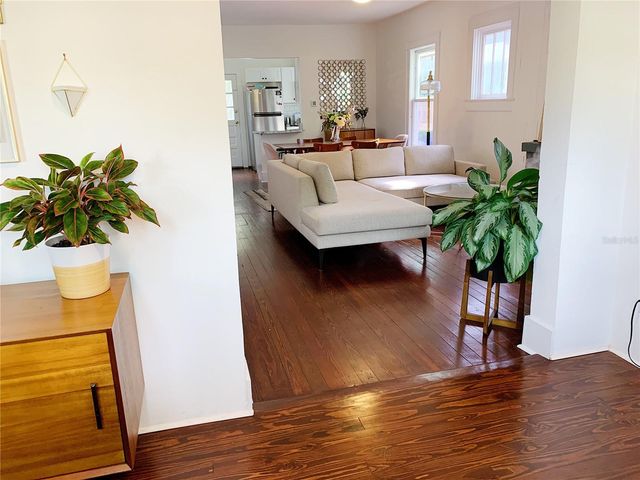 301 E PARK STREET, Lakeland, FL 33803