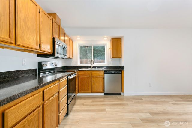 16318 119th Avenue Ct E, Puyallup, WA 98374