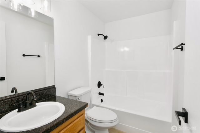 16318 119th Avenue Ct E, Puyallup, WA 98374