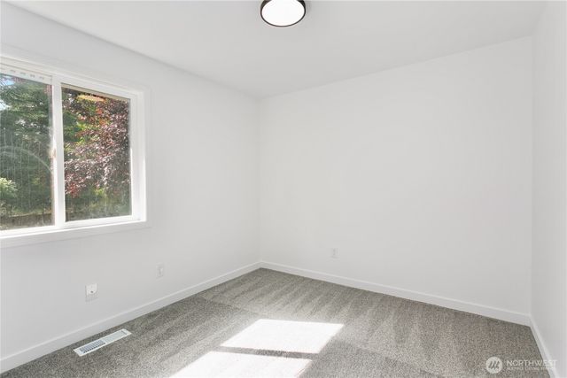 16318 119th Avenue Ct E, Puyallup, WA 98374