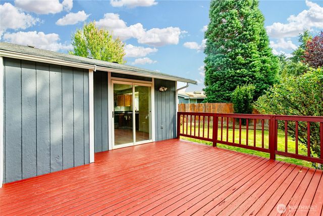 16318 119th Avenue Ct E, Puyallup, WA 98374