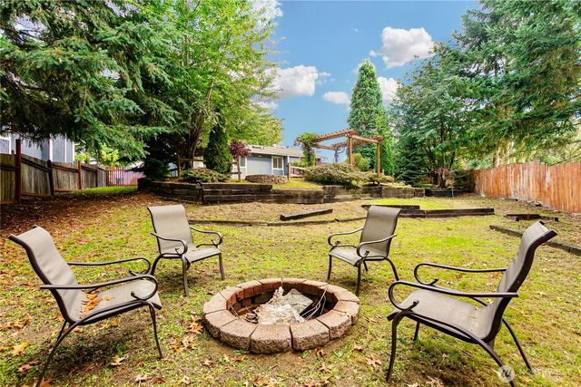 16318 119th Avenue Ct E, Puyallup, WA 98374