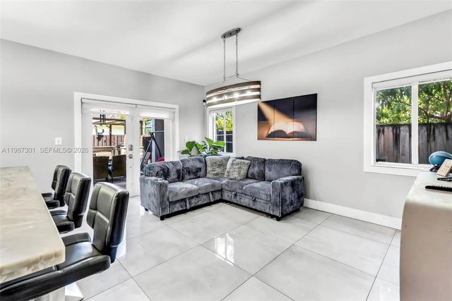 12940 SW 142nd Ter, Miami, FL 33186