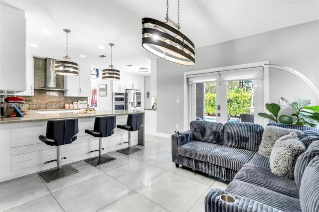 12940 SW 142nd Ter, Miami, FL 33186