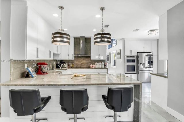 12940 SW 142nd Ter, Miami, FL 33186