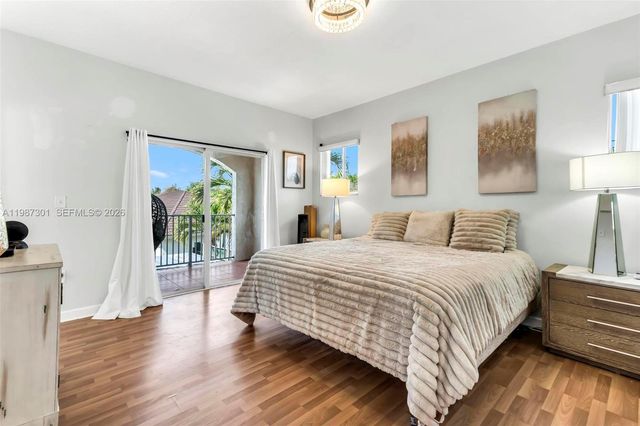 12940 SW 142nd Ter, Miami, FL 33186