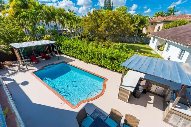 12940 SW 142nd Ter, Miami, FL 33186