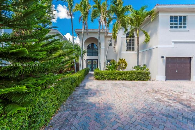 12940 SW 142nd Ter, Miami, FL 33186