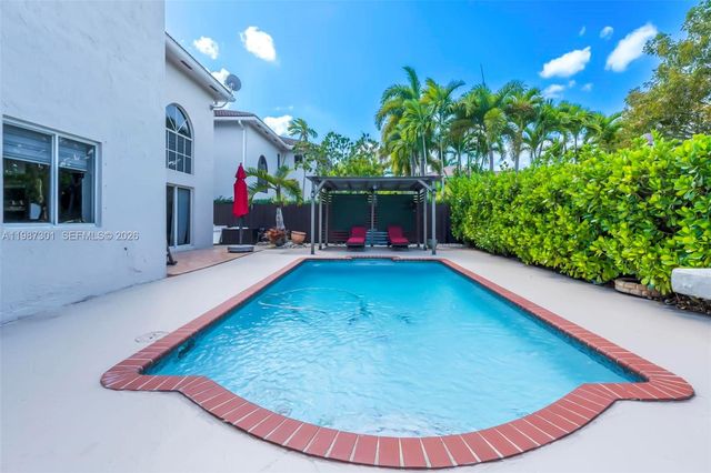 12940 SW 142nd Ter, Miami, FL 33186