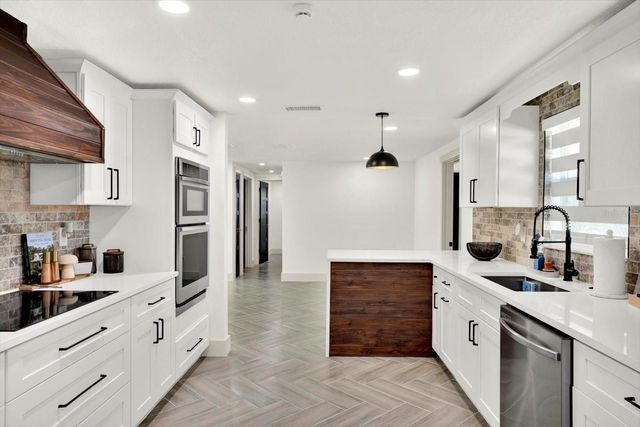 4745 GUARDIAN AVENUE, Holiday, FL 34690