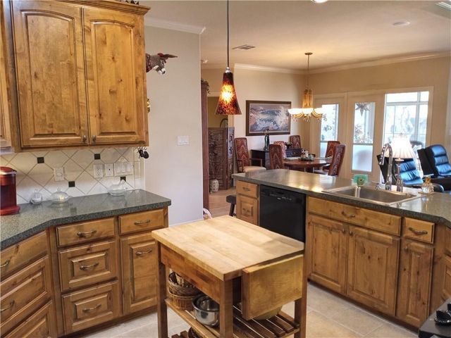 105 Terlingua TRL, Georgetown, TX 78628