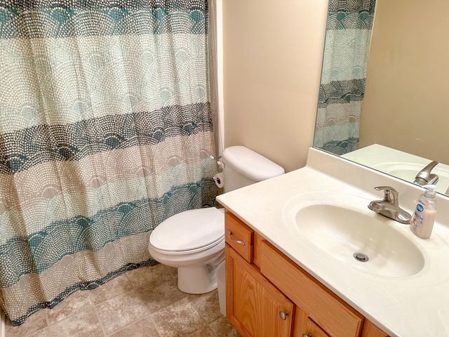 1004 Ryan Ct, Lebanon, TN 37087