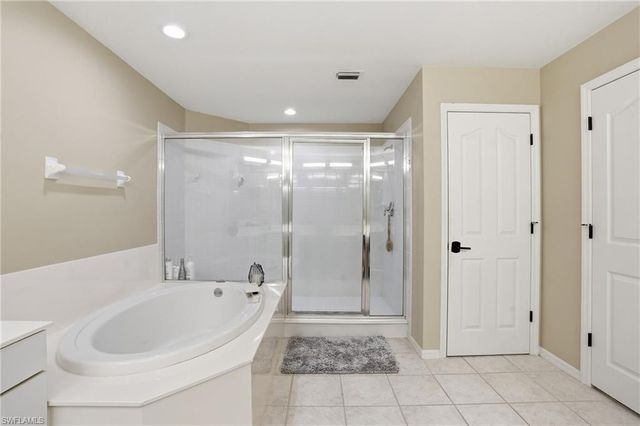 3500 Ballybridge CIR 202, Bonita Springs, FL 34134