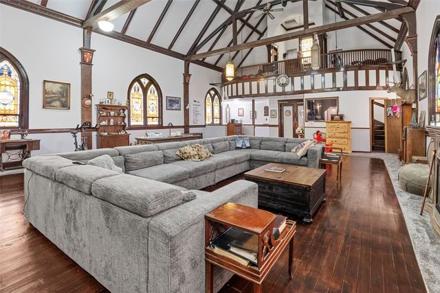 230 E Market Street, Lisbon, IA 52253