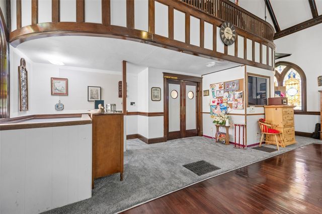 230 E Market Street, Lisbon, IA 52253