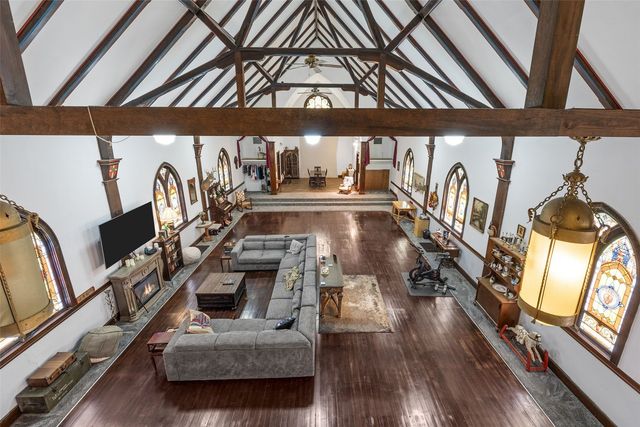 230 E Market Street, Lisbon, IA 52253