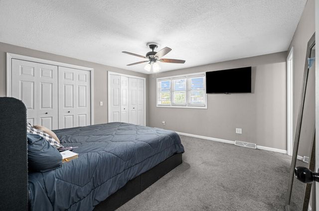 3027 Kelling Street, Davenport, IA 52804