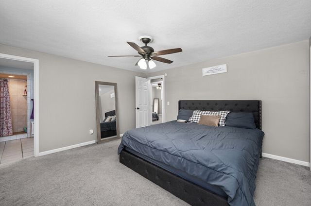 3027 Kelling Street, Davenport, IA 52804