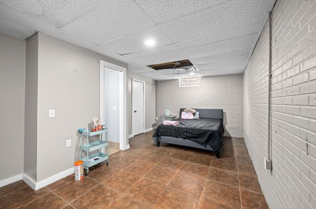 3027 Kelling Street, Davenport, IA 52804