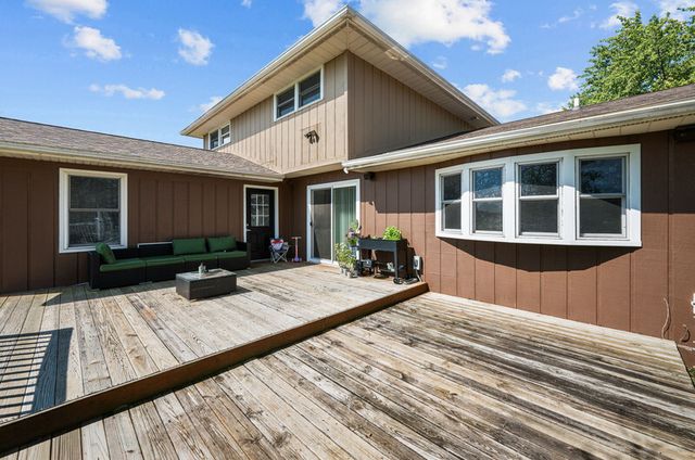 3027 Kelling Street, Davenport, IA 52804