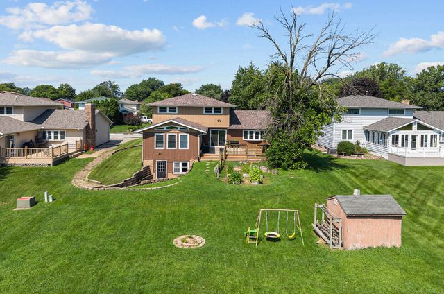 3027 Kelling Street, Davenport, IA 52804
