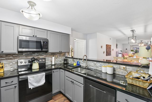 799 Slate View, Newport, KY 41076