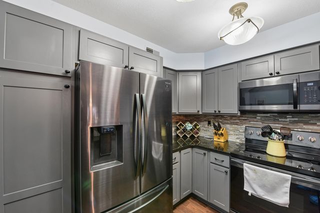 799 Slate View, Newport, KY 41076