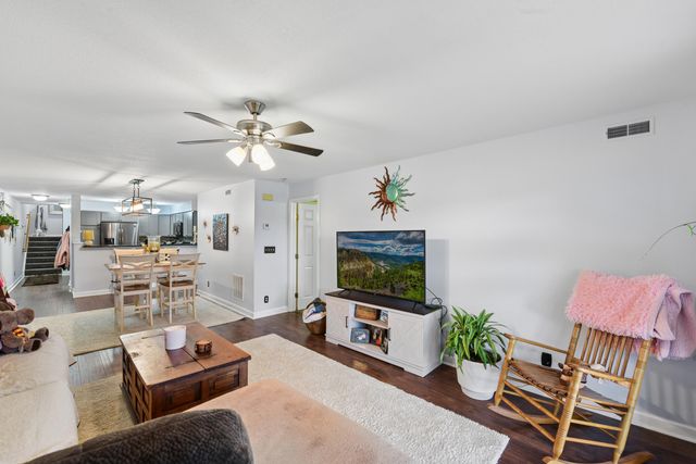 799 Slate View, Newport, KY 41076