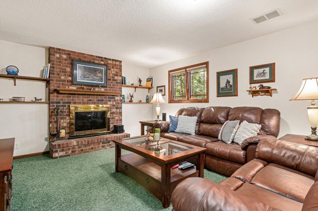 9644 107th Avenue N, Maple Grove, MN 55369