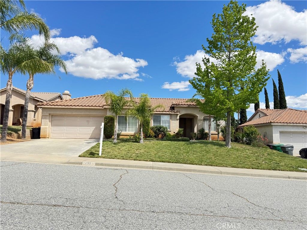 732 Dorothy Anna, Banning, CA 92220