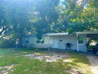 1025 SUSAN STREET, Leesburg, FL 34748