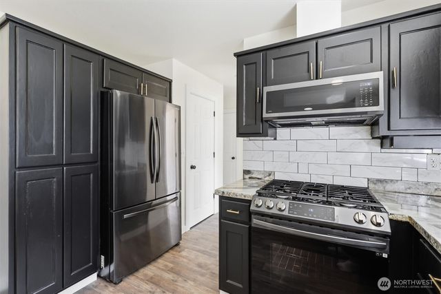 1719 Hemlock Drive, Camano Island, WA 98282