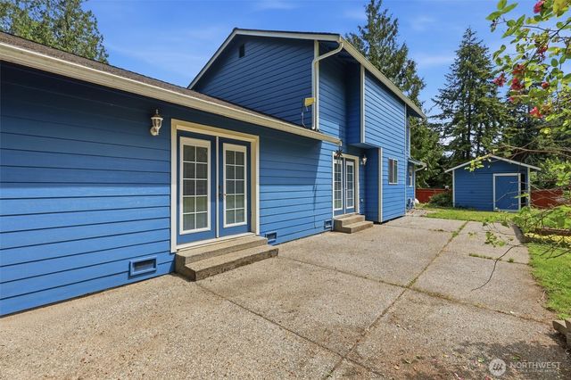 1719 Hemlock Drive, Camano Island, WA 98282