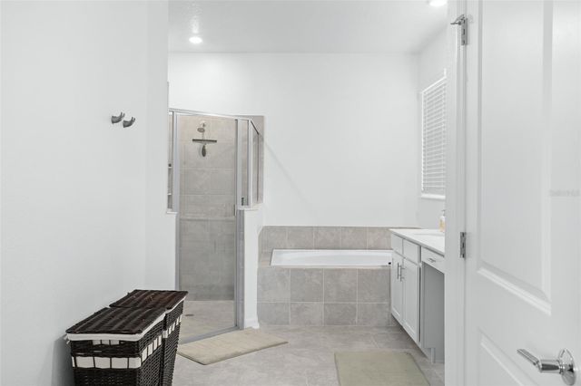 6115 CLAYSTONE WAY, Mount Dora, FL 32757