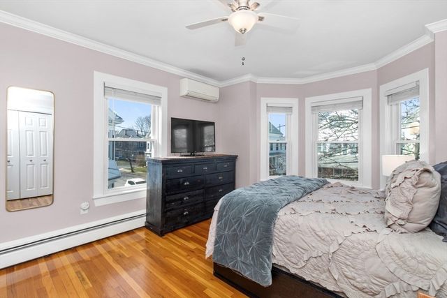 103 Cushing St 4, Waltham, MA 02453