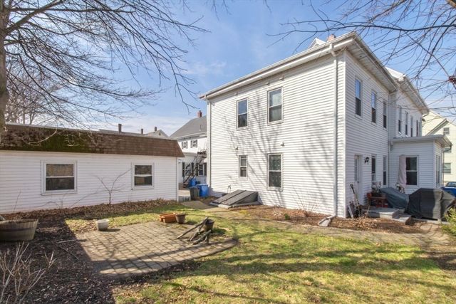 103 Cushing St 4, Waltham, MA 02453