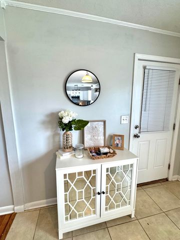 115 Camelot Drive, Goose Creek, SC 29445