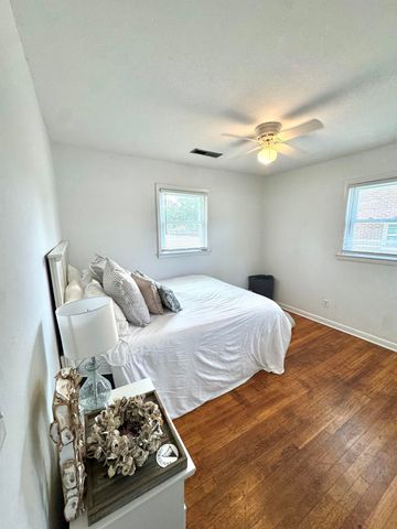 115 Camelot Drive, Goose Creek, SC 29445