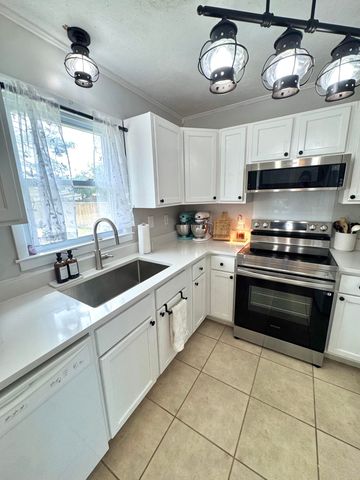 115 Camelot Drive, Goose Creek, SC 29445