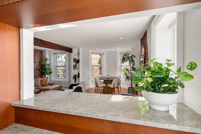 19 Albemarle St 4, Boston, MA 02115