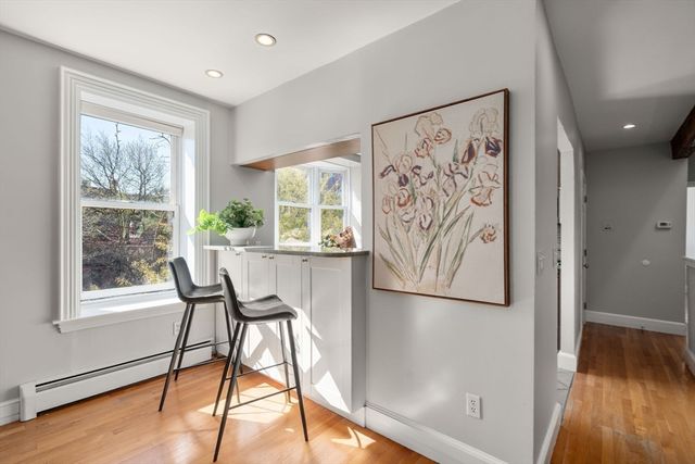 19 Albemarle St 4, Boston, MA 02115