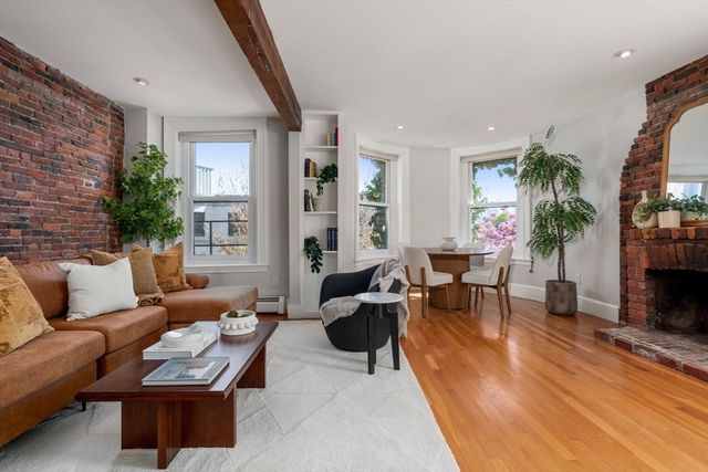 19 Albemarle St 4, Boston, MA 02115