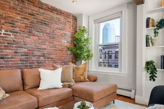 19 Albemarle St 4, Boston, MA 02115
