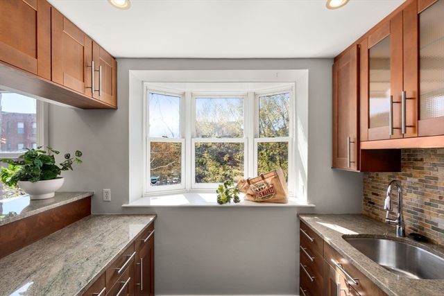 19 Albemarle St 4, Boston, MA 02115