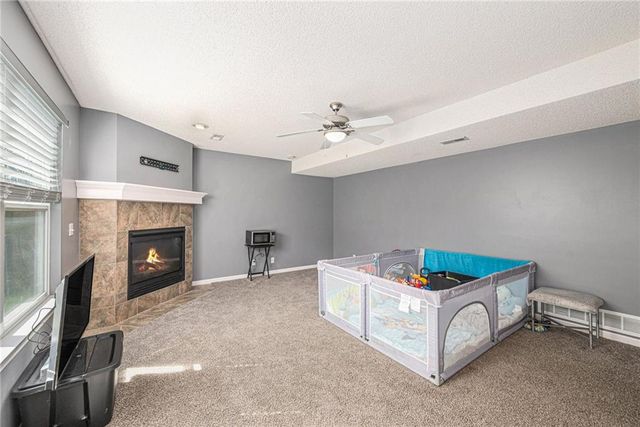 749 Highland Drive, Leavenworth, KS 66048