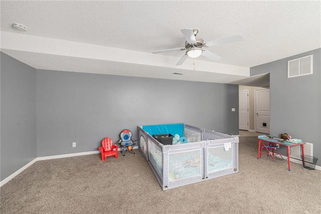 749 Highland Drive, Leavenworth, KS 66048