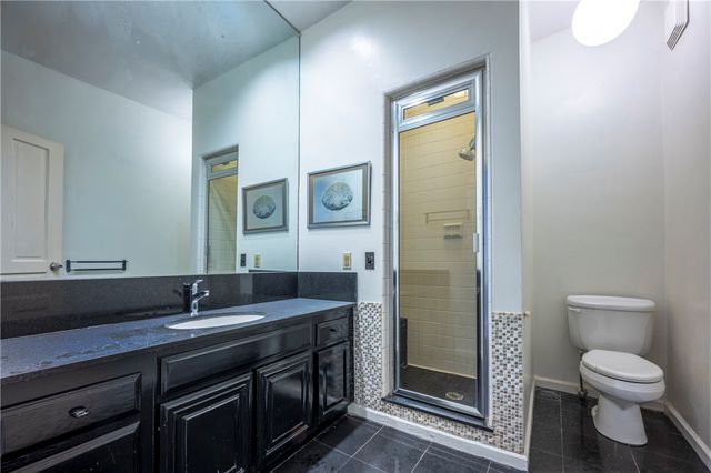 5820 Howe St, Shadyside, PA 15232
