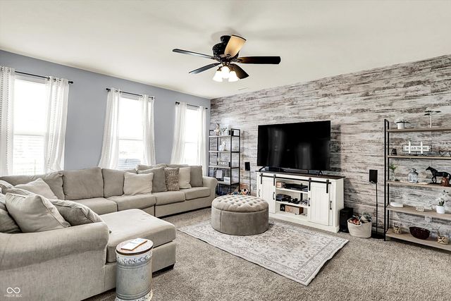 954 Sorrell Pass, Greenwood, IN 46143