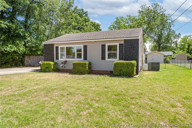 5203 Walnut Drive, Fayetteville, NC 28348